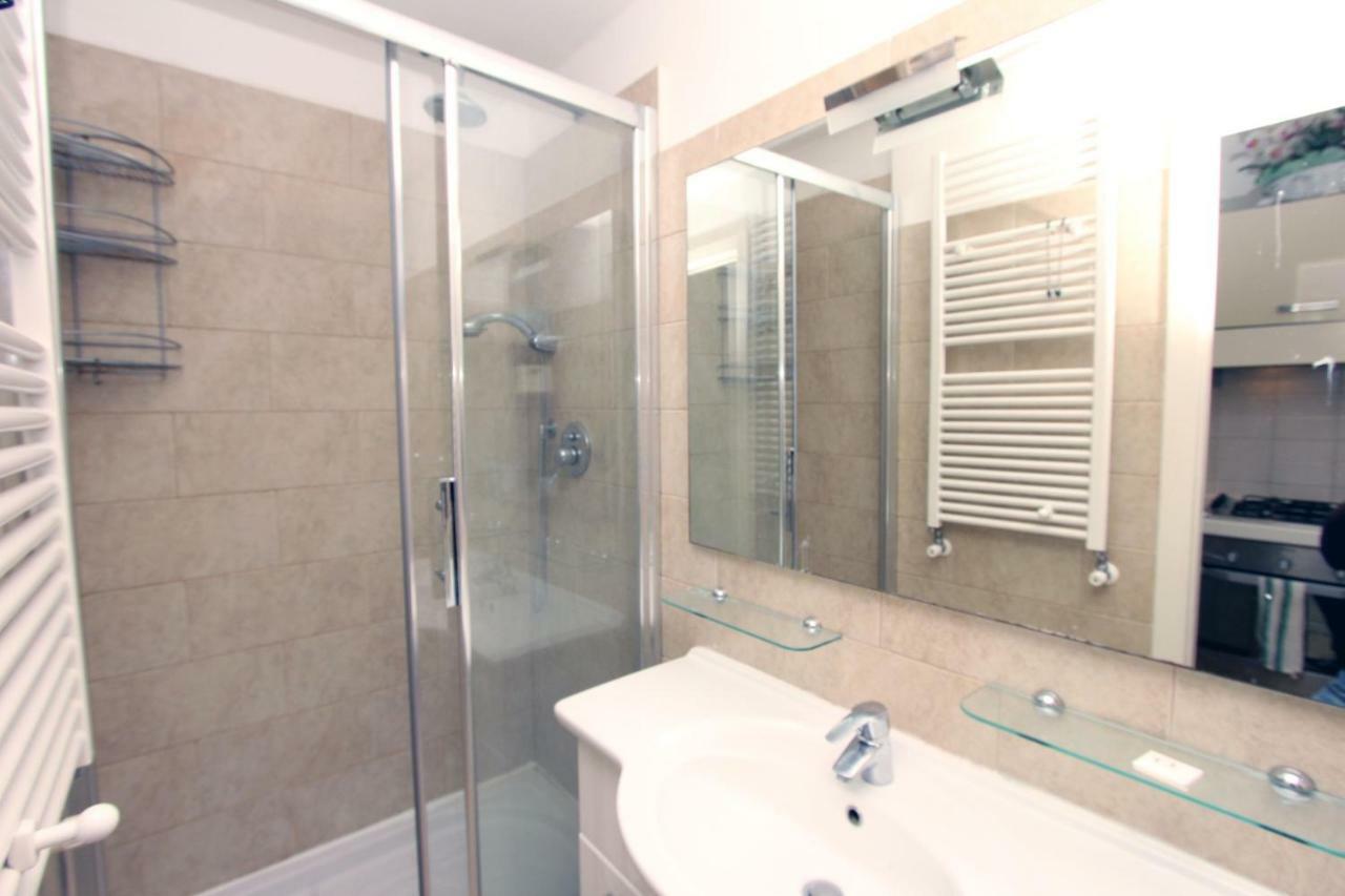 Taranto Flat Appartamento Roma